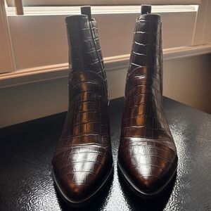 Vagabond Marja Embossed Chelsea Boot in Chocolate brown